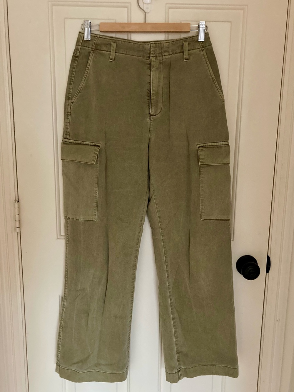 Gap olive khaki cargo pants